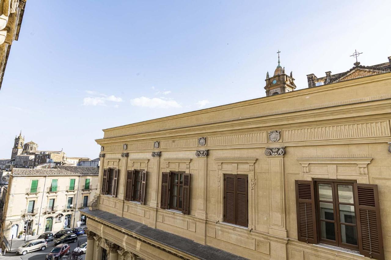 Mini Wf2 * Caltagirone